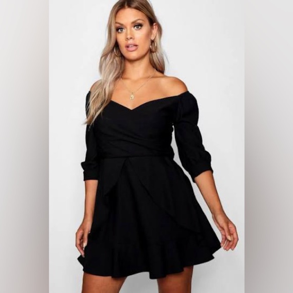 NWT Boohoo Black Mini Dress